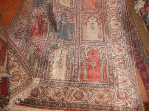 alfombras persas y orientales total mente hec - Imagen 2